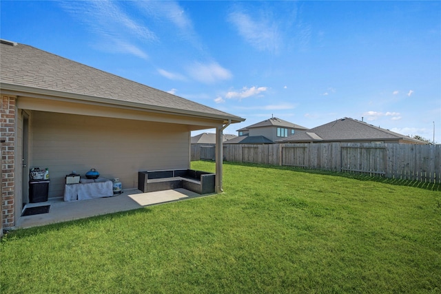 view of yard with a patio area