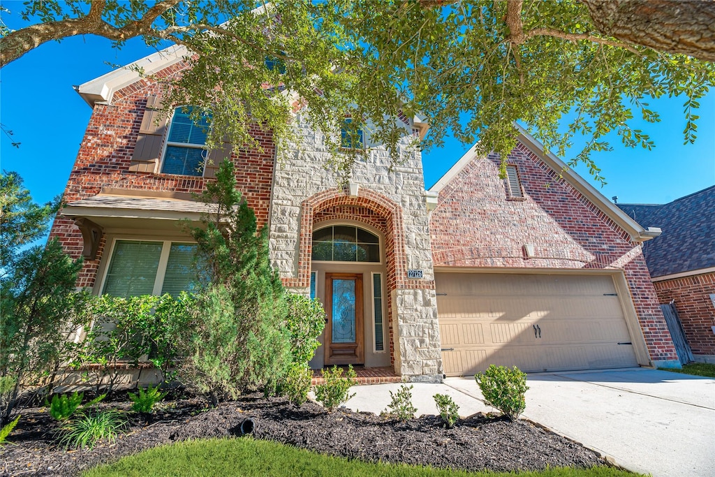 view of front of home featuring a garage