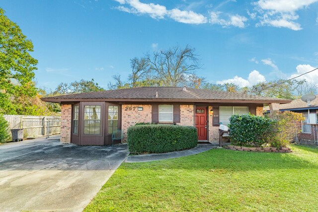 297 Hargett St, Clute, TX 77531 - photo 1