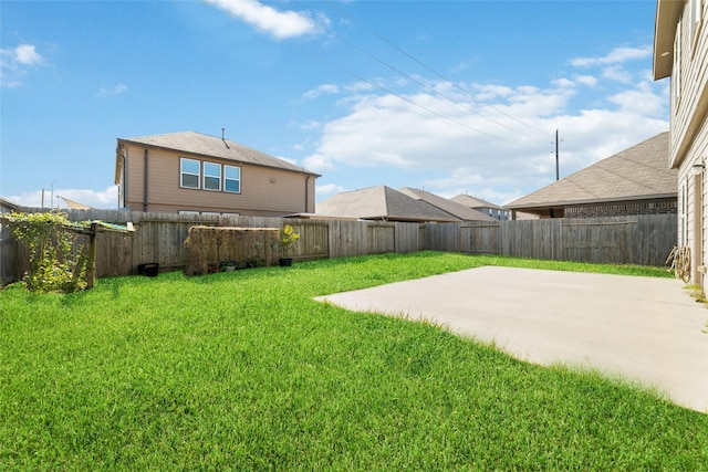 view of yard with a patio