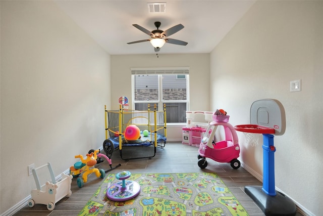 recreation room with ceiling fan