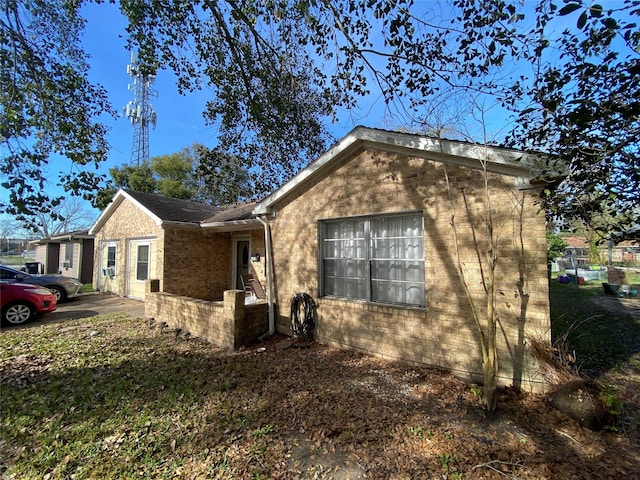 view of home's exterior