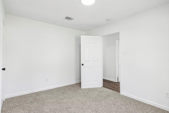 empty room with carpet