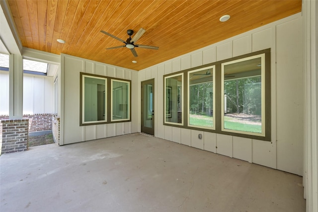 view of patio / terrace featuring ceiling fan