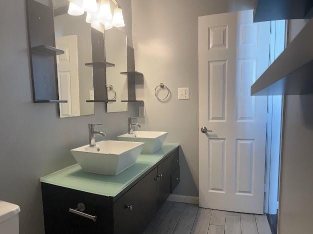 bathroom with vanity