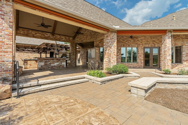 view of patio with ceiling fan