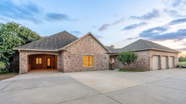 view of front facade with a garage