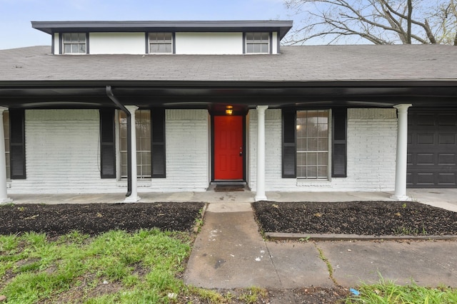 view of front of home with covered porch