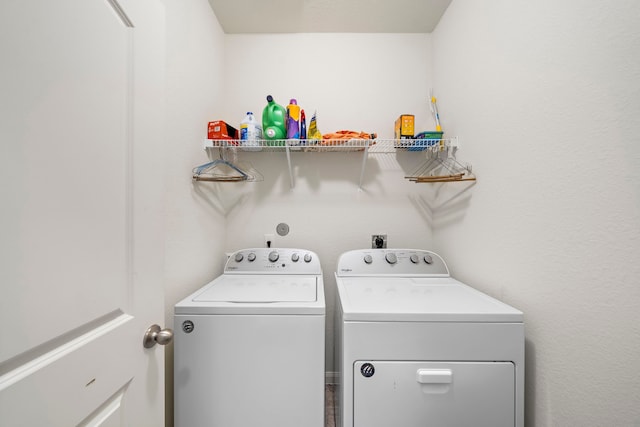 laundry area featuring washer and clothes dryer