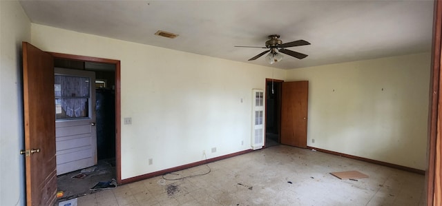 unfurnished bedroom featuring ceiling fan