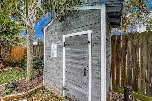 view of outbuilding