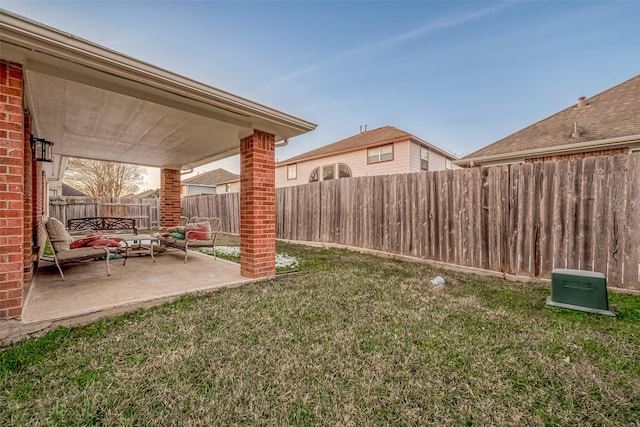 view of yard with a patio area