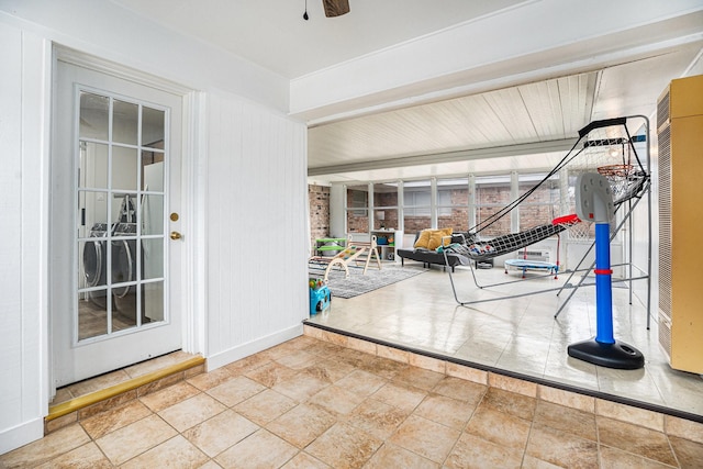 view of patio with ceiling fan