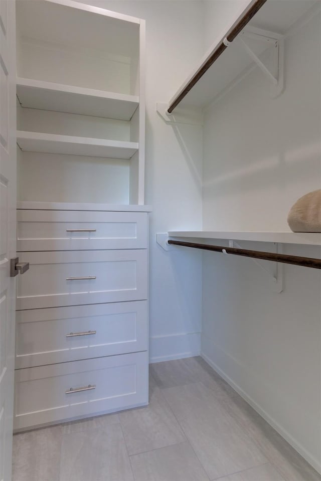 view of spacious closet