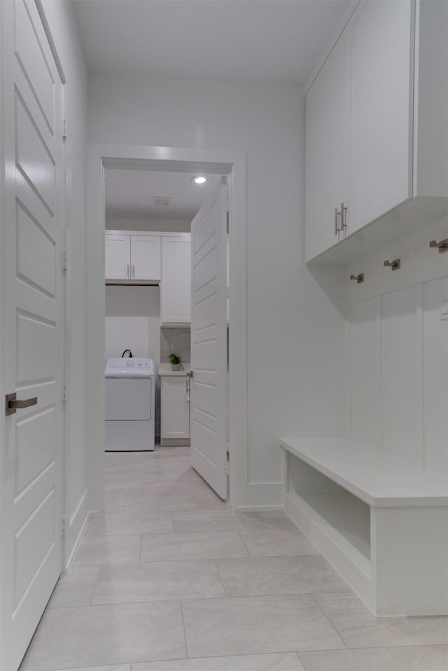 mudroom featuring washer / clothes dryer