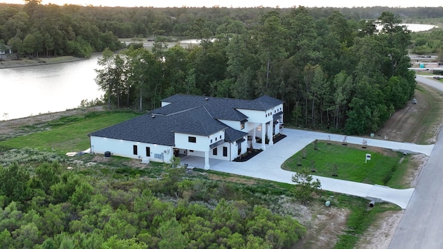 bird's eye view featuring a water view