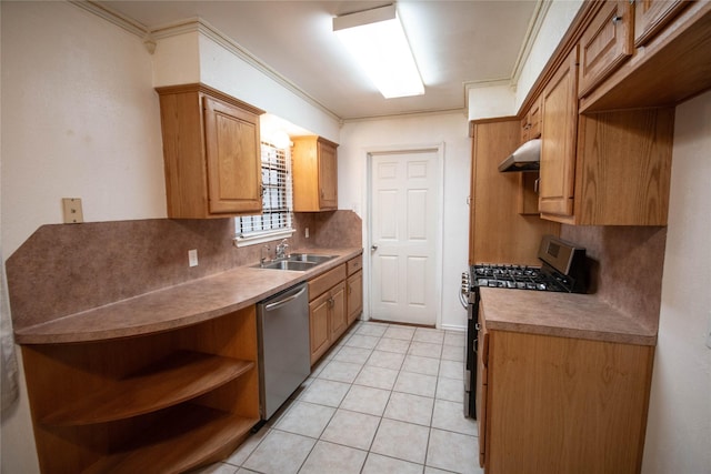 kitchen featuring light tile patterned floors, appliances with stainless steel finishes, a sink, under cabinet range hood, and backsplash