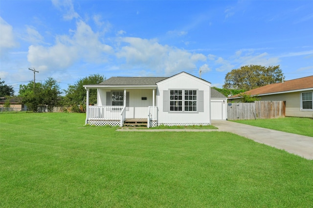 view of front of home with a porch and a front lawn