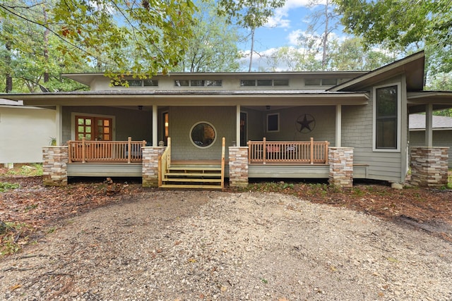 view of front of house featuring covered porch