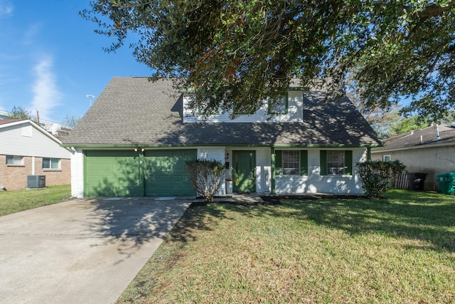 view of front of house featuring cooling unit and a front yard