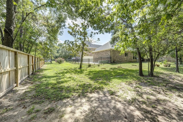 9051 Forest Cliff Ct, Conroe, TX 77302 - view of yard