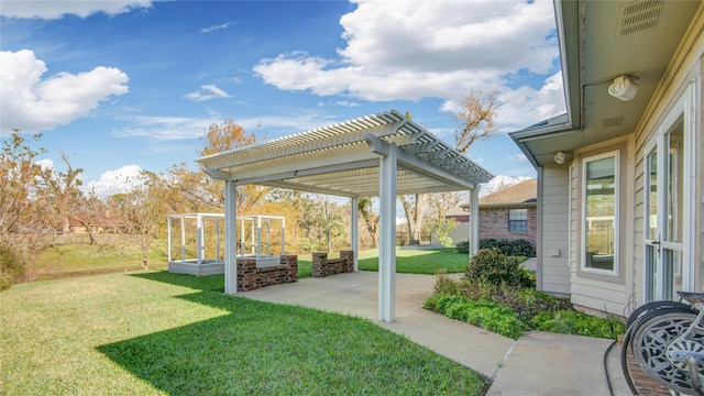 view of yard featuring a patio area and a pergola