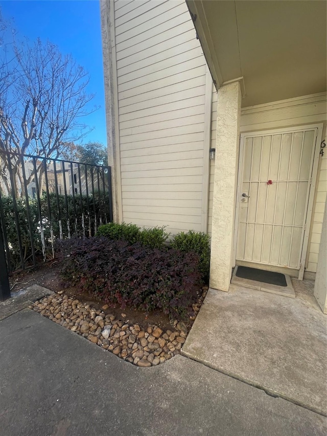 view of property entrance