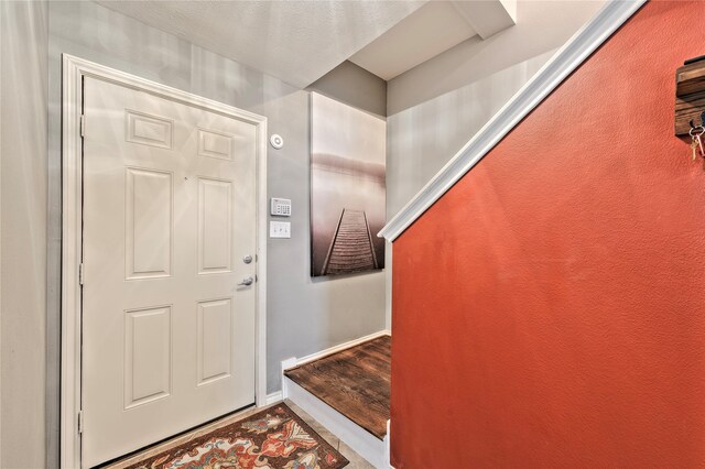 1211 Ennis St, Houston, TX 77003 - entrance foyer featuring baseboards