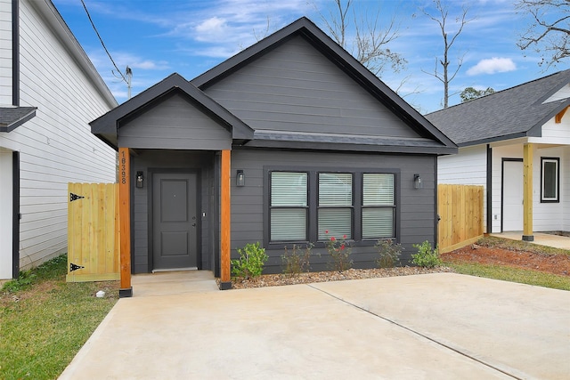 view of front of house with a patio