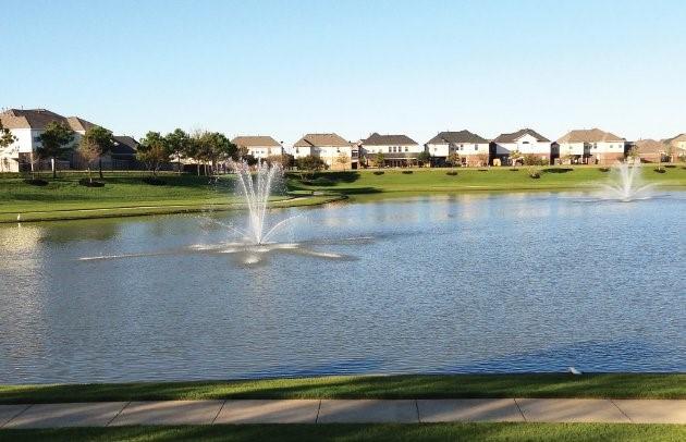 view of water feature