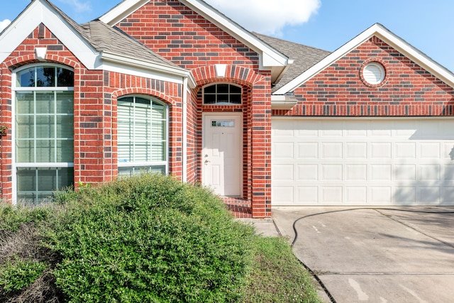 view of front of home featuring a garage