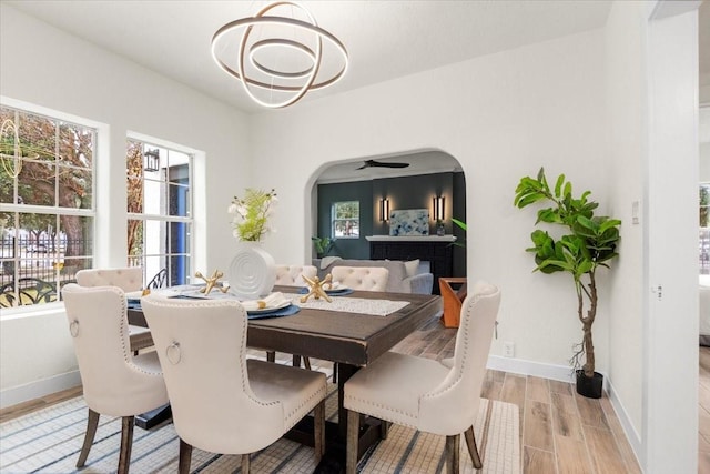 dining room with ceiling fan