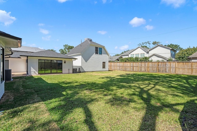 5658 Del Monte Dr, Houston, TX 77056 - view of yard featuring central AC