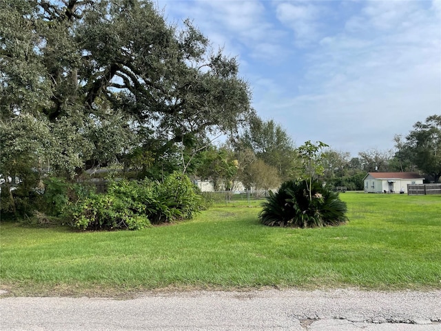 502-504 E 1st St, Sweeny, TX 77480 - photo 24