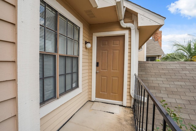 view of property entrance