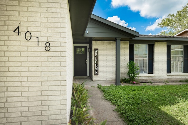 view of exterior entry