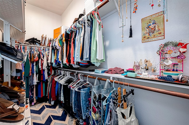 view of spacious closet