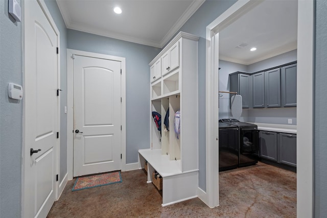 mudroom with baseboards, ornamental molding, separate washer and dryer, and recessed lighting