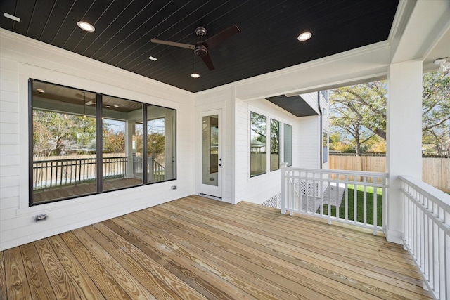 deck with ceiling fan