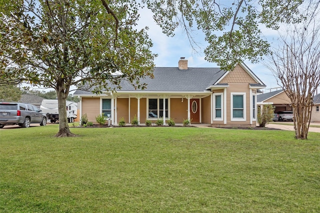 view of front of house with a front yard