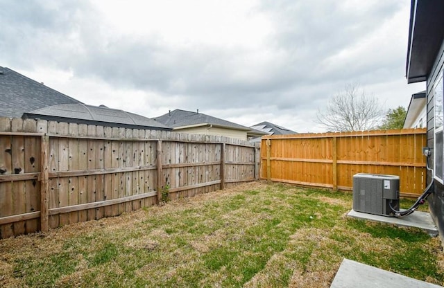 view of yard with cooling unit