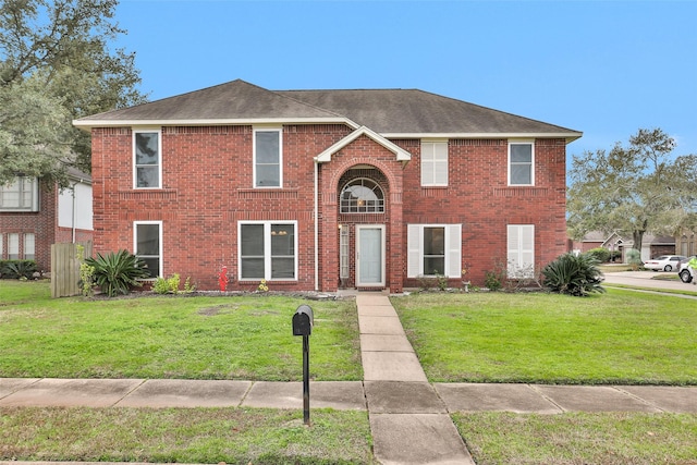 view of front of property with a front yard