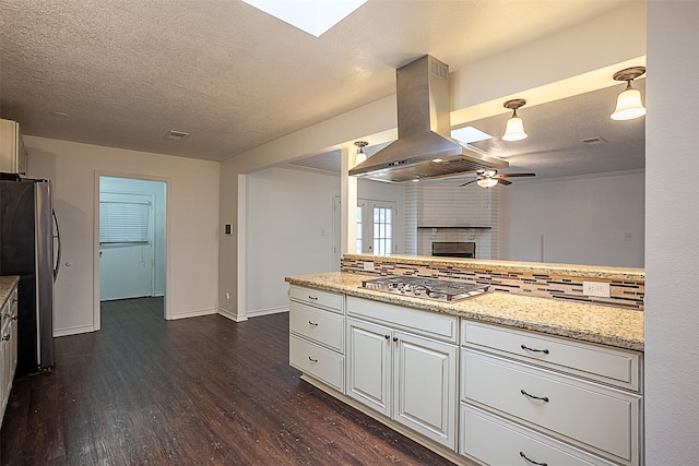 4303 Memorial Dr, Orange, TX 77632 - photo 11