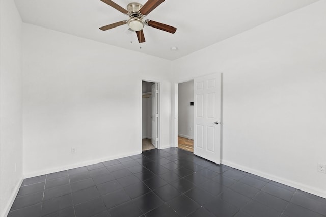 empty room with ceiling fan