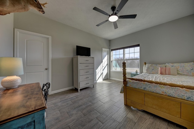 bedroom featuring ceiling fan