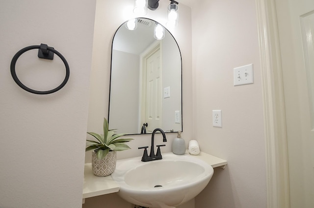 bathroom with sink