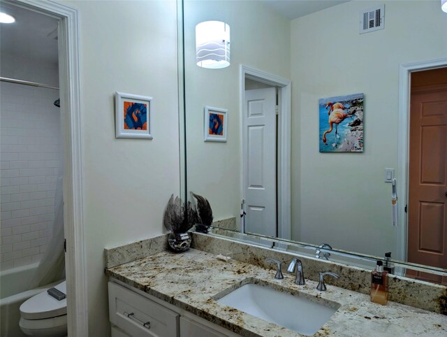 full bathroom with toilet, vanity, and shower / bathtub combination with curtain