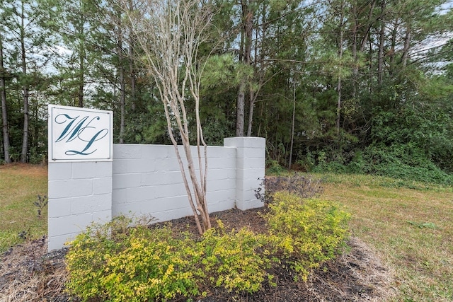 view of community / neighborhood sign