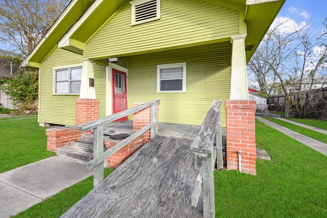 view of front of house with a front yard