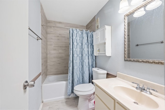 full bathroom with toilet, vanity, and shower / bath combo with shower curtain